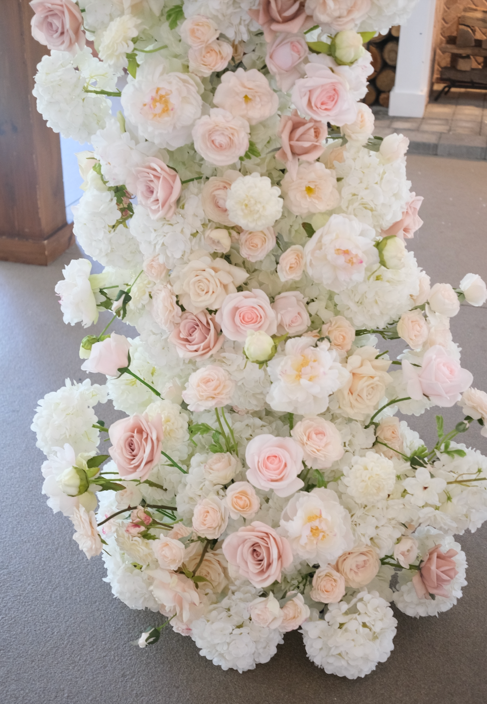 Pearl Blush Pillars